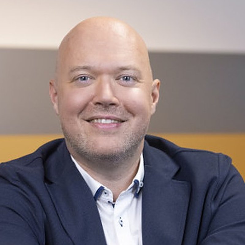 István, the creator of The Suit Who Builds